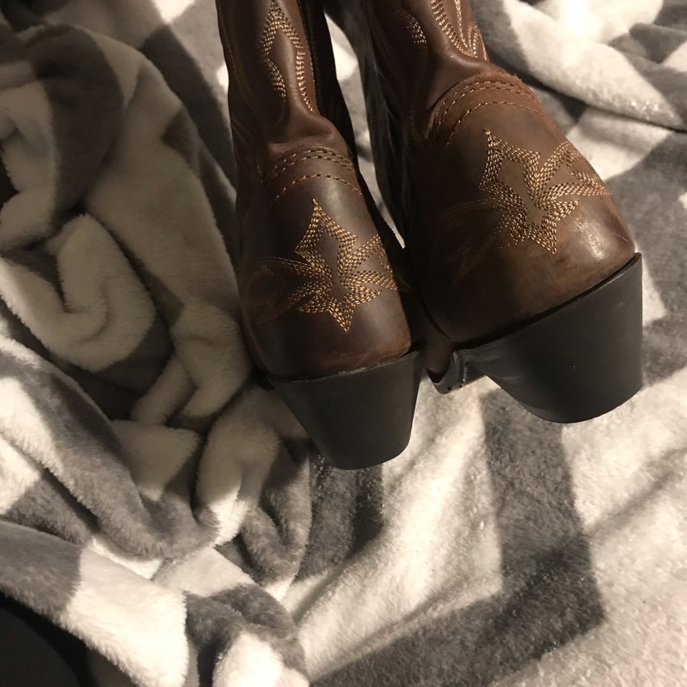 NWOT never worn brown Laredo cowgirl boots! - Picture 8 of 12